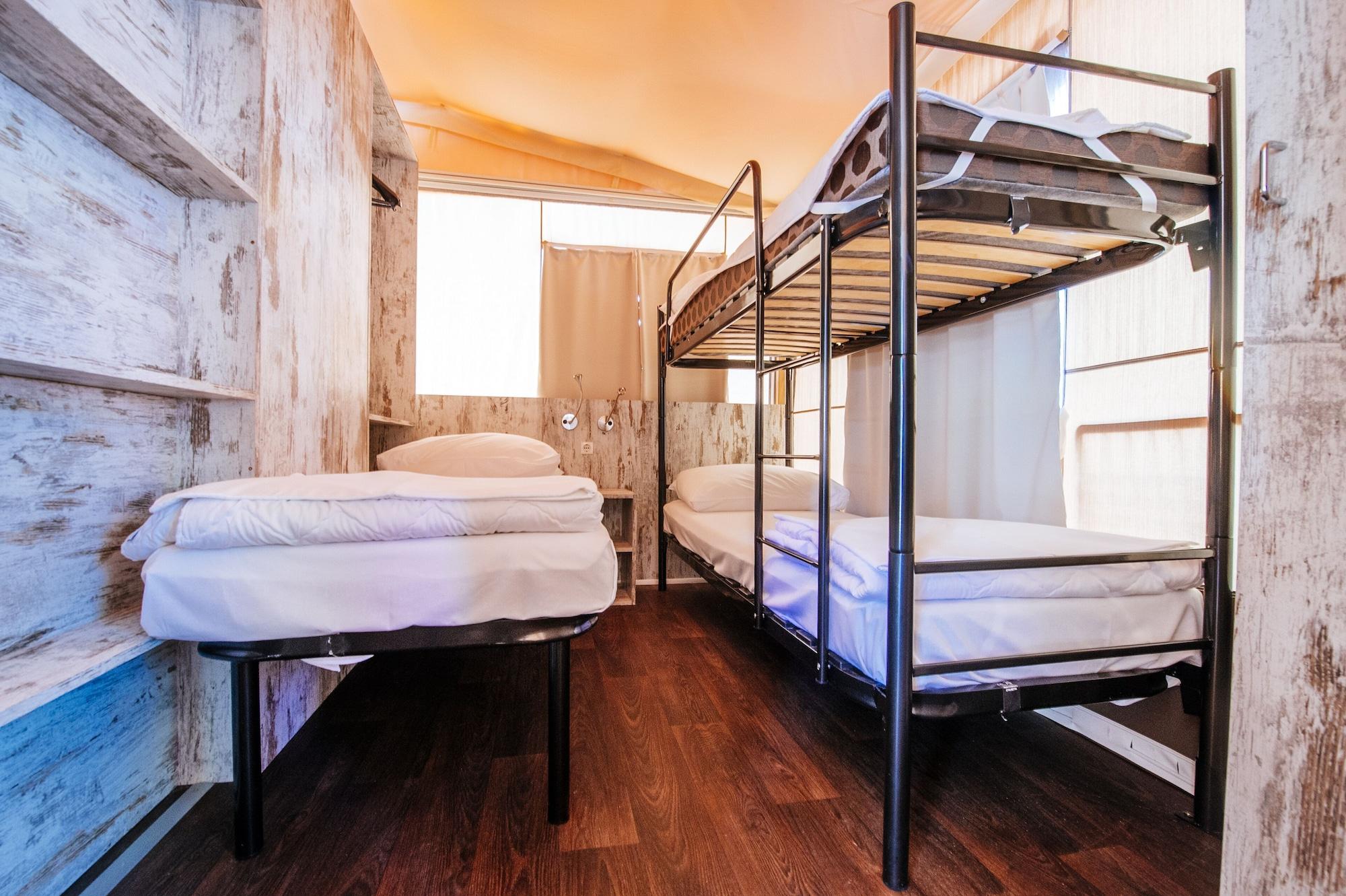 Zaton Holiday Resort Mobile Homes 宁 外观 照片