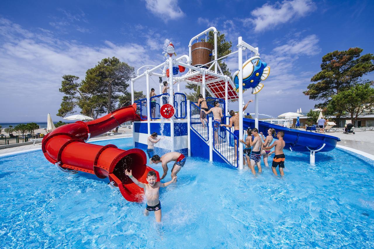 Zaton Holiday Resort Mobile Homes 宁 外观 照片